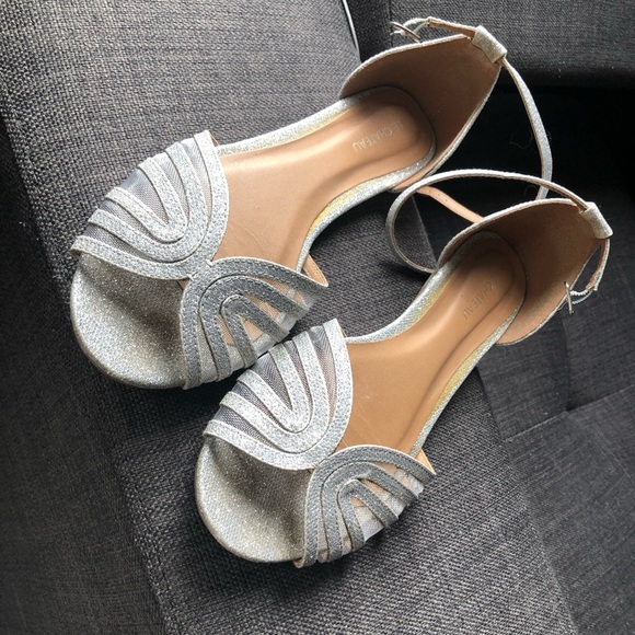 Sandals! - Picture 2 of 3